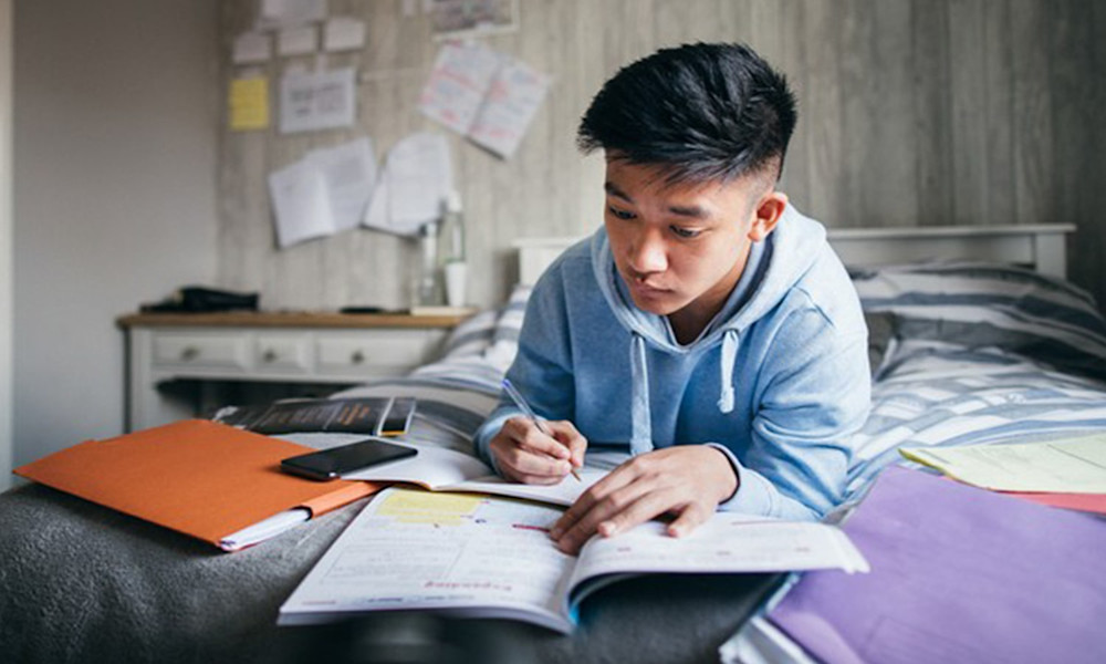 Gen Z Teens Exceed Past Generations in Financial Literacy